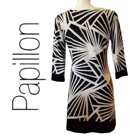 Papillon size medium sunburst geometric light knit round neck dress - Picture 2 of 10